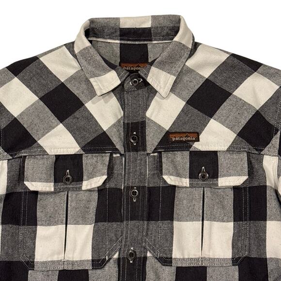 Patagonia Farriers Work Shirt Mens Sz Medium Buffalo Plaid Hemp Blend Button Up - Picture 3 of 10